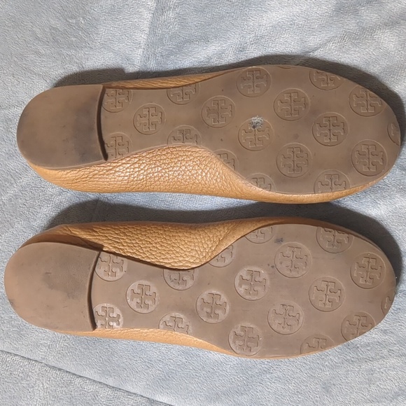 Tory Burch Reva Tumbled Logo Flats size 4.5 - Picture 7 of 10